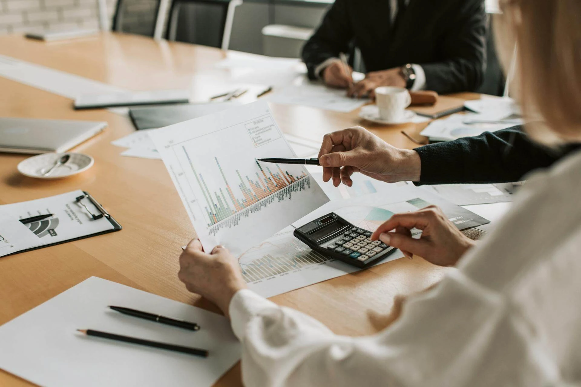 Expert tax consultant in Qatar providing corporate tax and Dhareeba services - Newoon Chartered Accountants & Business Advisers Expert tax consultant in Qatar providing corporate tax and Dhareeba services